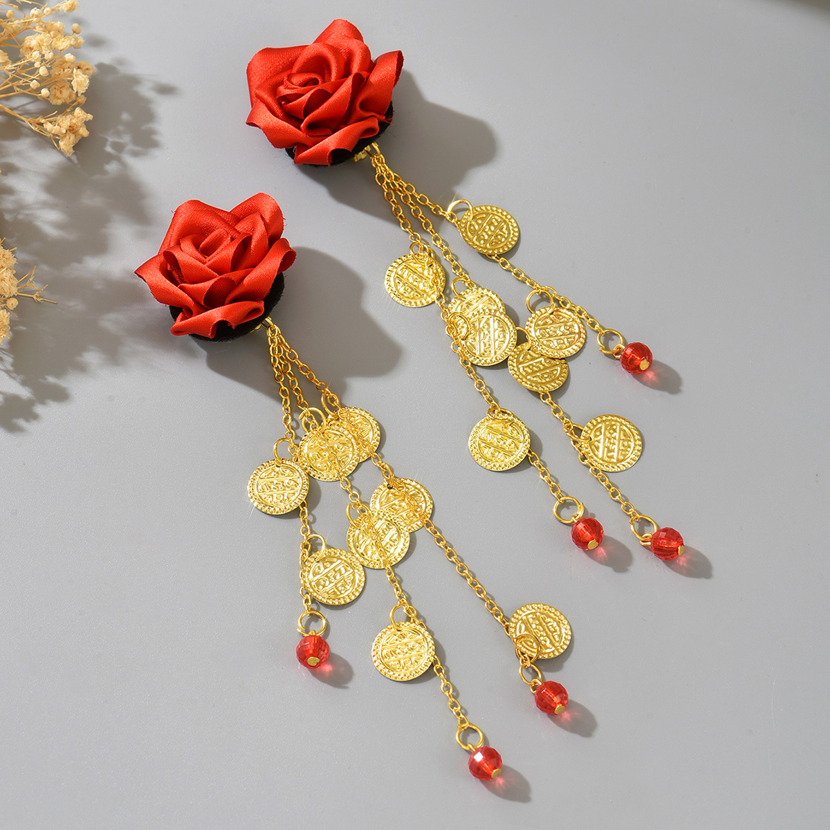 Red Rose Fabric Clip-On Earrin - đánh giá và giá Ethnic Fashion Co In