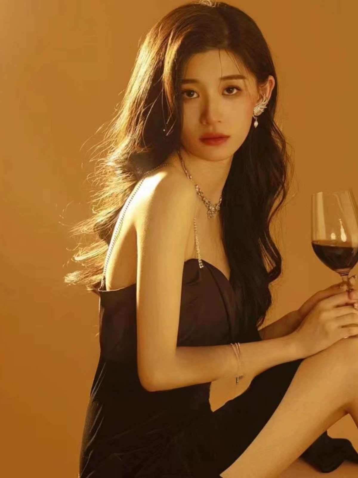 Sexy Backless Strap Dress Phot - đánh giá và giá Ethnic Fashion Wear