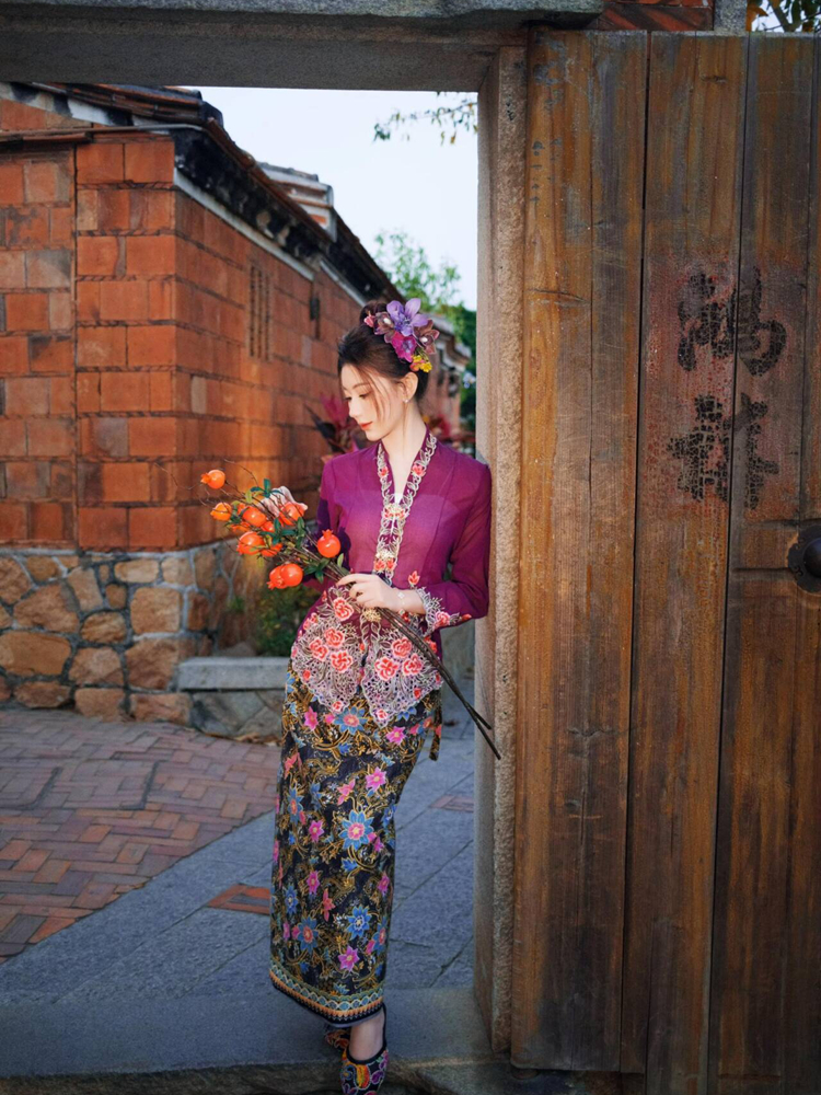 New Ethnic Style Women's Cloth - đánh giá và giá Ethnic Fashion Designers