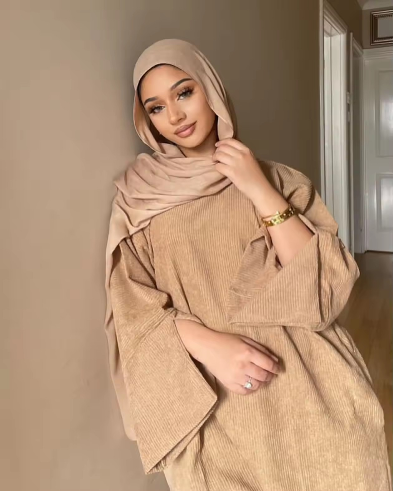 Corduroy Ramadan Dubai Abaya D - đánh giá và giá Abaya Modest Wear