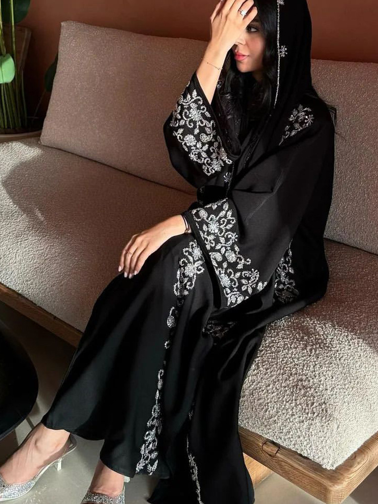 Luxury Abaya Embroidered Sequi - đánh giá và giá Abaya Modest Wear
